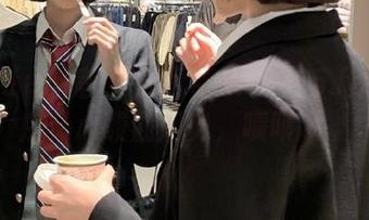 首页给我带来了155.fun的程序员心酸血泪史，啧啧啧。