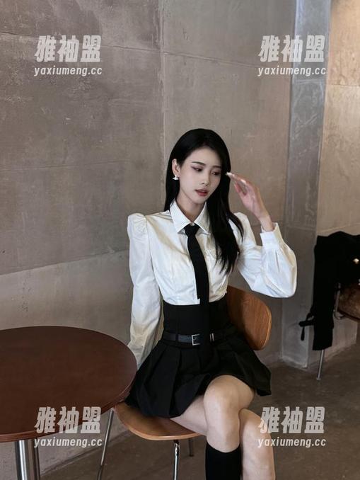 要不要试试在www.17分享我的吃瓜秘籍？呵！自信满满！