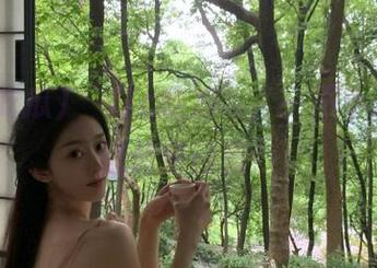 “17c吃瓜”，一不小心就掉进传送门里！
