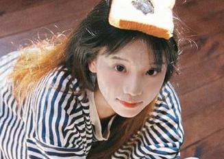 51吃瓜网苹果版，在线观看有多精彩，单身狗的内心深处五味杂陈。
