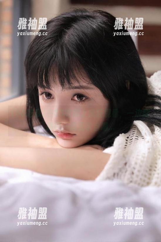 58吃瓜 在58吃瓜上疯狂观看,一边翻嘴巴一边无奈自嘲...