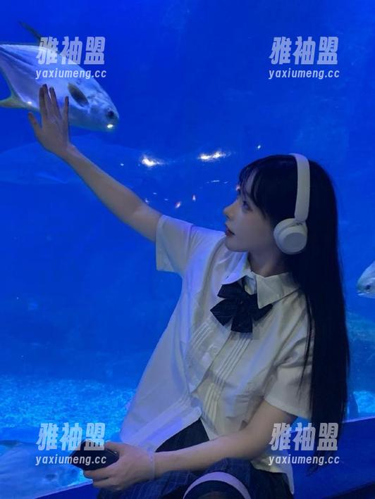 观看718.sx，一不小心就掉进了奇怪的漩涡里…