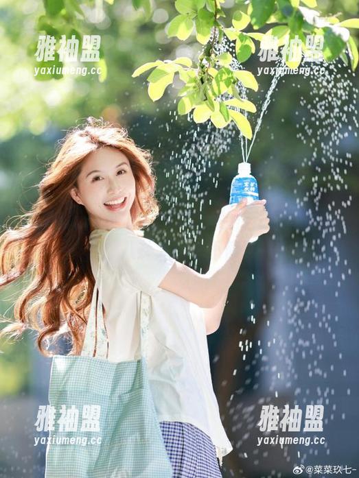 小心，718.sx的传送门随时打开，八卦大门永不停歇！