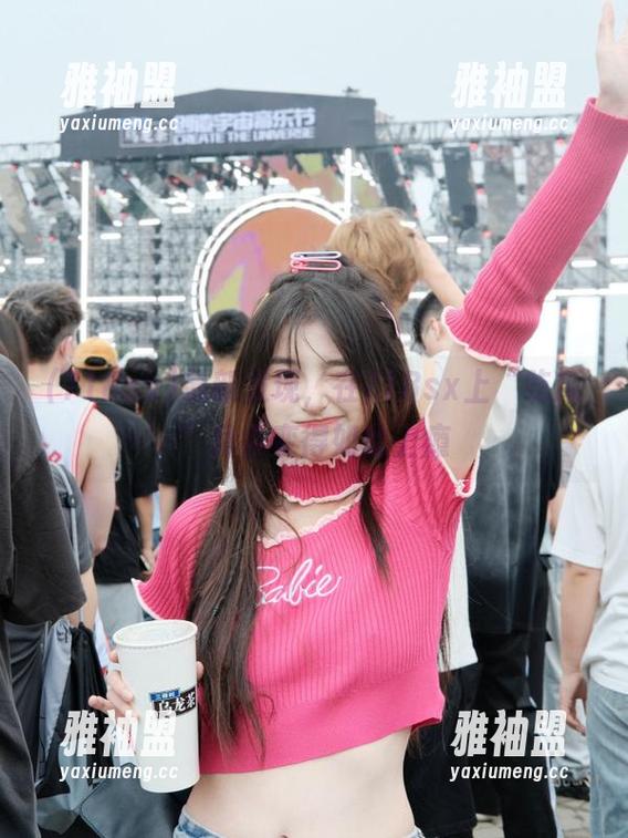 最新发现，在718sx上“吃瓜”竟会变得如此上瘾