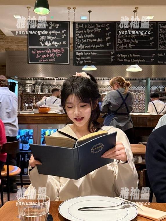 91黑料 在91黑料网页,八卦都是隐秘的快餐!