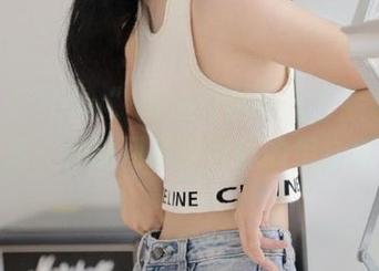 “hlw”传送门在哪儿？顺着这条瓜走，会看到多少奇怪的组合啊。