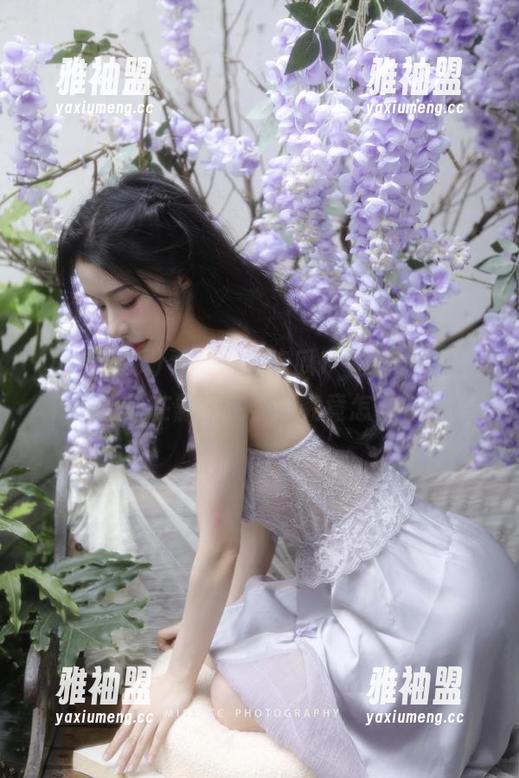 看‘一起吃瓜1’免费版时，心里在默问完整版究竟怎样？