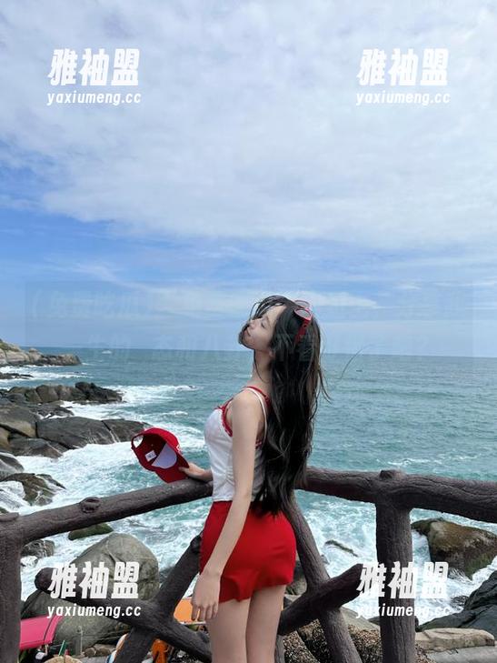 “免费吃瓜”网站上，分享我一生的囧态和八卦，不看可惜了吧？