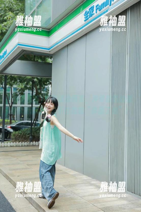 每次滚动网页，冲哥精选的视频珍藏都让我忍不住想喊“真服了他”！