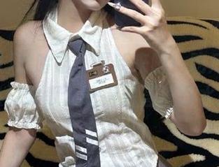 哈哈哈，更新来啦！吃瓜网今日热门大瓜，吃得我直流口水！