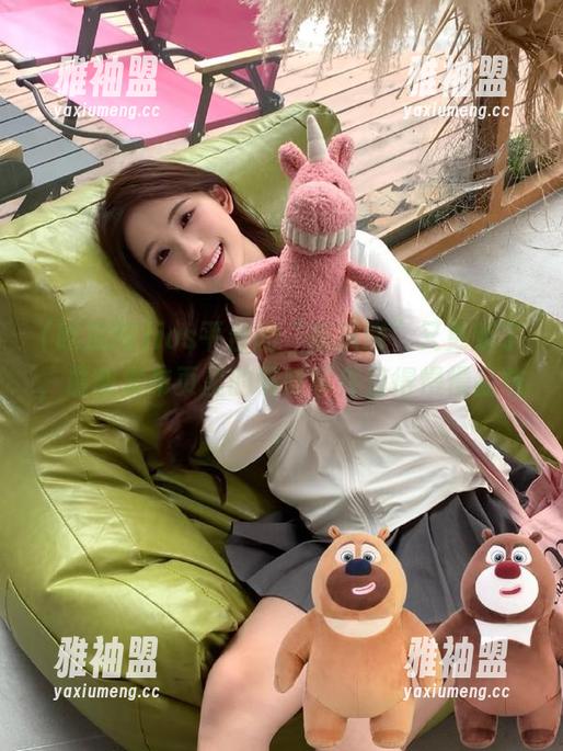 ios平台的“吃瓜网”又更新了，最新发布页里的吸睛事件值得慢慢品味。