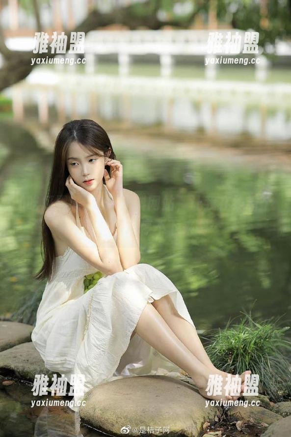 吃瓜黑料网站，让我在线看个不停，根本停不下来啊…