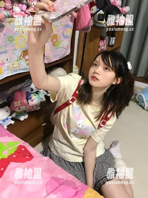 参观在线“吃瓜黑料”，但请一定保持清醒的心态和观看角度哦