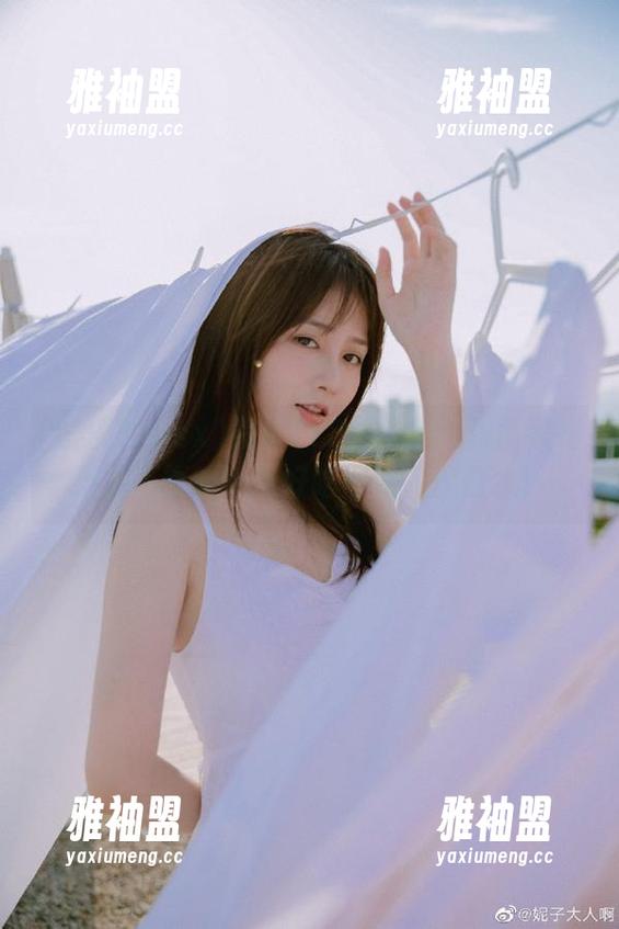 娱乐718sx的ios界面美得不要不要的，瓜好吃得让人流口水！