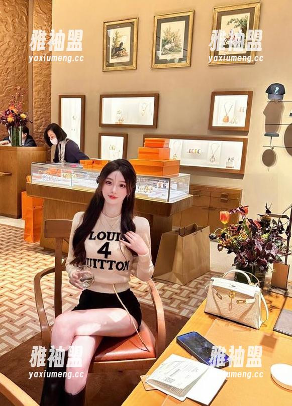 我要吃瓜 网页乱飞啊飞,最后还是找到“我要吃瓜”的官网地址了,爽~