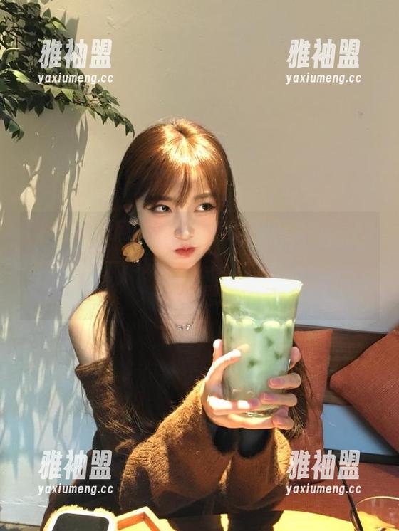 我要吃瓜网 “我要吃瓜网”的资源太猛了,随便一刷就让人忍不住想再刷新,贼有意思!