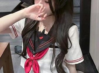 “海角吃瓜黑料91”分享：当我在吃瓜时，被瓜子呛到了！这是个忏悔时刻吗？