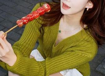 51海角社区视频闪现：黑料轮流上场，这节奏太快了！