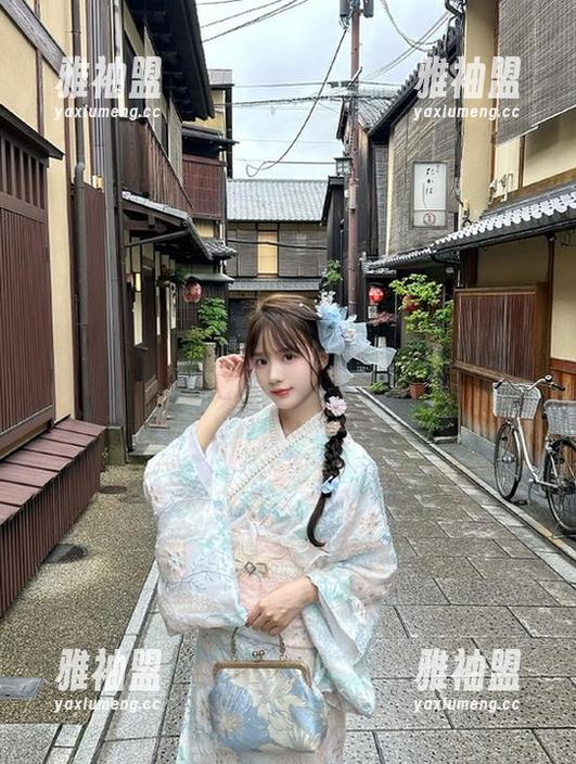 热点黑料 166fun热点黑料网官网上,让我免费体验到不一样的“瓜田李下”!
