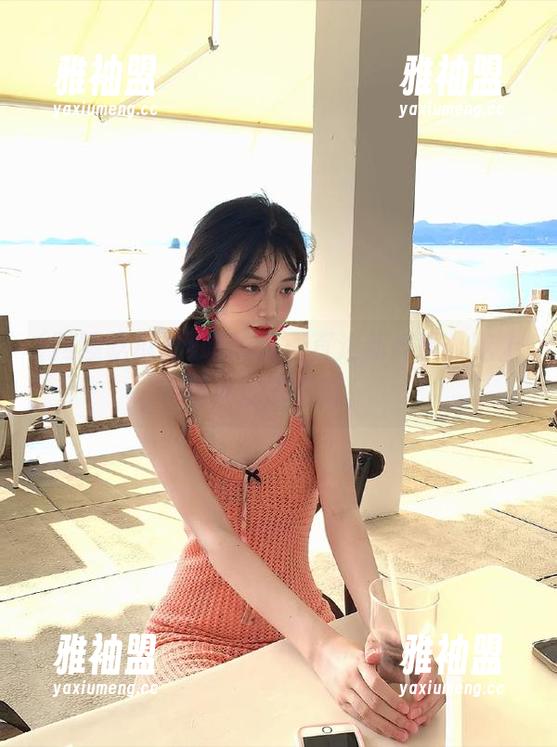 网曝吃瓜：直达新鲜事，吃上嘴角的暧昧味！