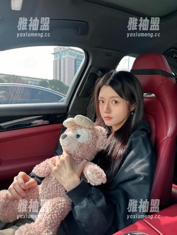 黑料不打烊 zztt28su黑料不打烊官网为啥总有人提到入口zzzttt24?难道说了啥不可告人的?