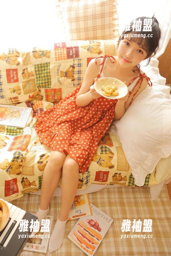 如何让你的人生有点红？下载“黑料吃瓜网”app，随便一看都是视频里的“戏精”！
