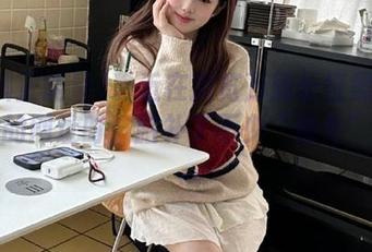 最近在浏览万篇长征黑料正能量的网址时，脑补了不少“意外”剧情…