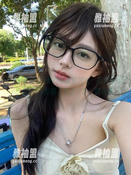 黑料正能量 黑料正能量网址,短短几行index.php却藏了不少‘瓜’田趣事!