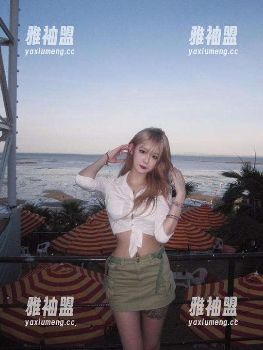 点开黑料社app，视频内容让我怀疑我的三观都被颠覆了！