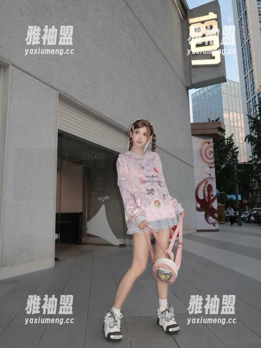 一边看“黑料社”，一边思考人生，下载喽！