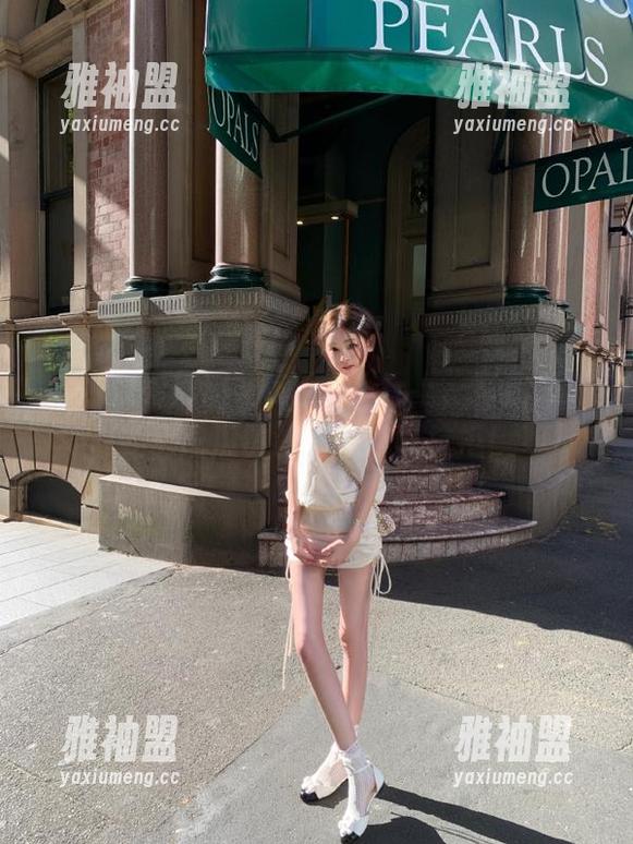 黑料社app在ios上，简直是近距离吃瓜的绝配，难以抗拒！