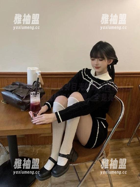 黑料网站 瞬间吸引目光的黑料网站入口,瞧我这视线驻留的瞬间,全是亮点!