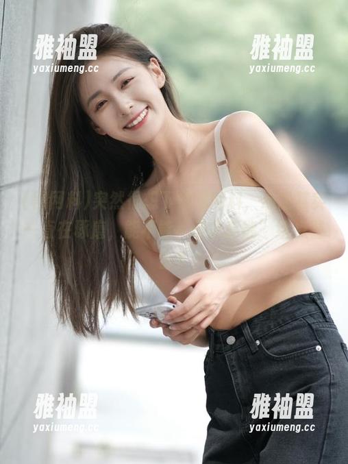 黑网料 突然很想下载黑网料,心里其实一直在琢磨,能不能“前方高能”给点警告?